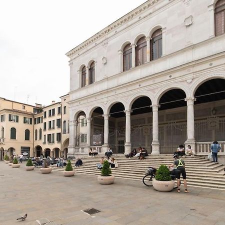 Enjoy Home - Appartamento Orologio, Piazza Dei Signori パドヴァ エクステリア 写真