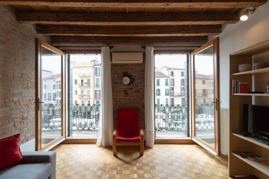 Enjoy Home - Appartamento Orologio, Piazza Dei Signori パドヴァ エクステリア 写真